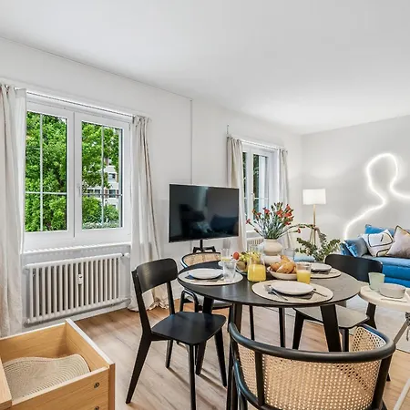 Zentrale Stadtwohnung In Rapperswil, Schloss * Rapperswil (St. Gallen)